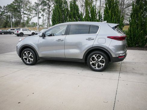Used 2021 Kia Sportage LX image 7