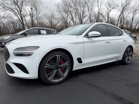 Used 2025 Genesis G70 3.3T Advanced image 3