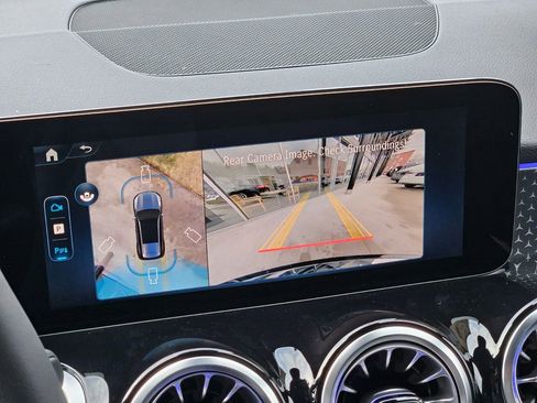 New 2026 Mercedes-Benz GLB 250 4MATIC image 20