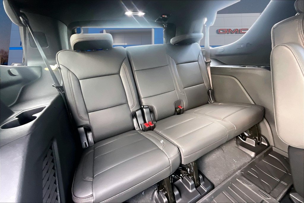 New 2026 Chevrolet Tahoe High Country AWD/4WD image 28