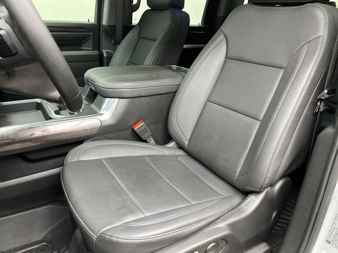 Used 2024 Chevrolet Silverado 2500 LTZ w/ LTZ Plus Package AWD/4WD image 20