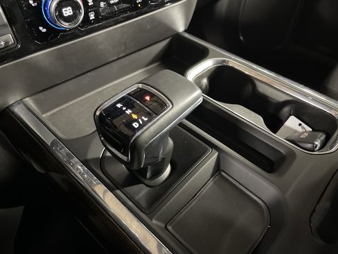 Used 2023 GMC Sierra 1500 Elevation image 25