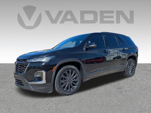 Used 2023 Chevrolet Traverse RS w/ LPO, Floor Liner Package AWD/4WD image 2