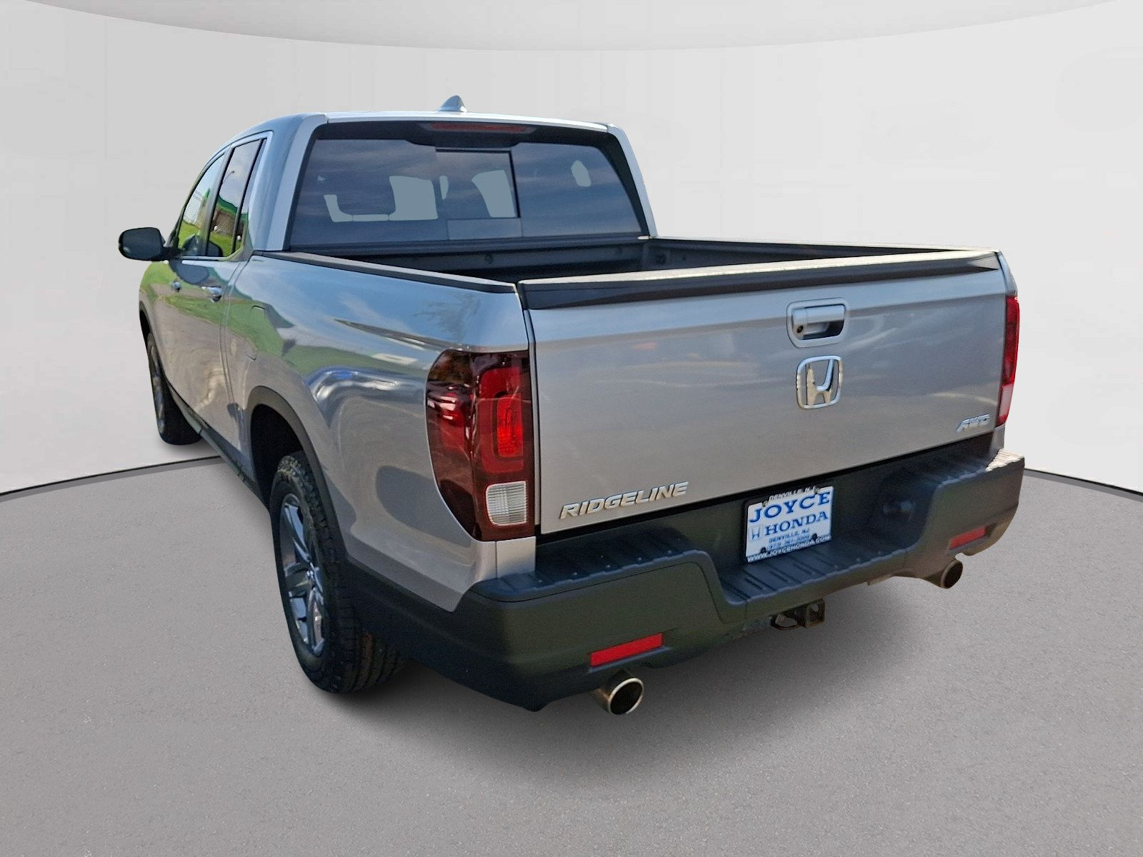 Certified 2023 Honda Ridgeline RTL image 8