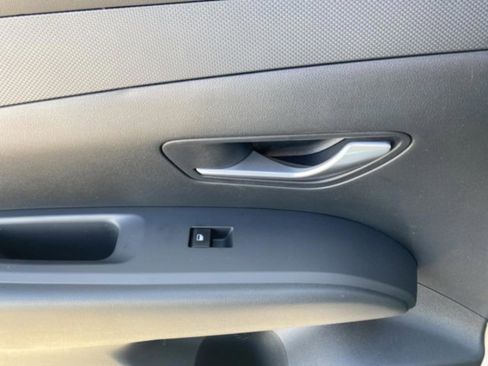 New 2026 Hyundai Tucson SE image 31