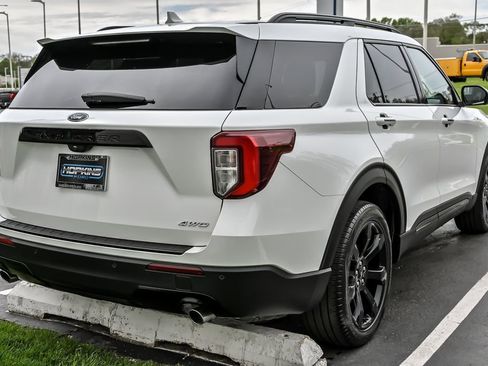 Certified 2023 Ford Explorer ST-Line AWD/4WD image 10