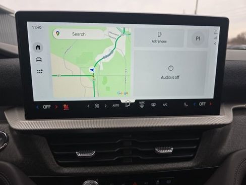 Used 2025 Ford Explorer Platinum w/ LUX Leather Package image 14