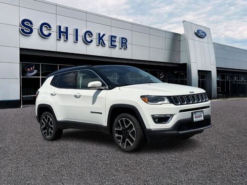 Used 2018 Jeep Compass Limited w/ Navigation Group AWD/4WD image 1