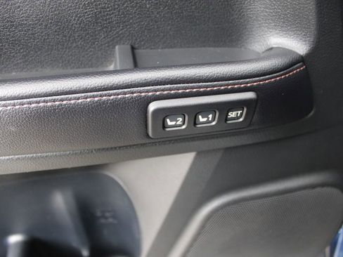 Used 2018 Toyota 4Runner Limited AWD/4WD image 24