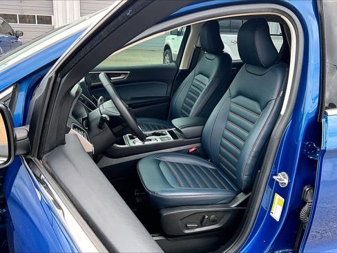 Used 2022 Ford Edge SEL w/ Sport Appearance Package image 7