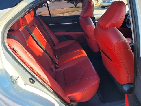 Used 2021 Toyota Camry XSE image 12