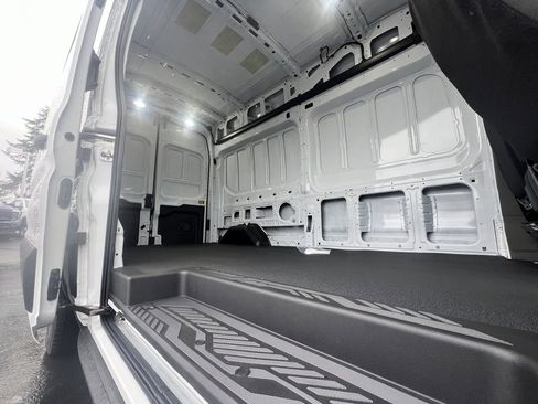 New 2026 Ford Transit 350 148 High Roof AWD image 28