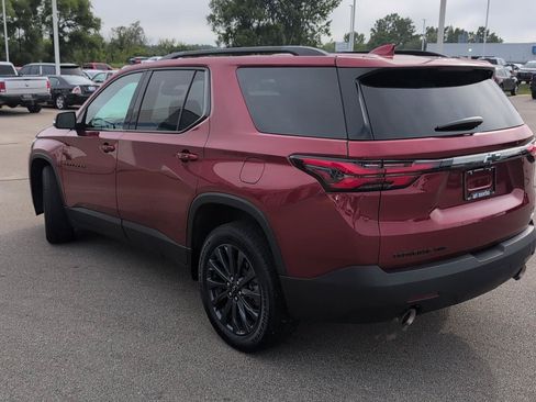 Used 2023 Chevrolet Traverse RS AWD/4WD image 3
