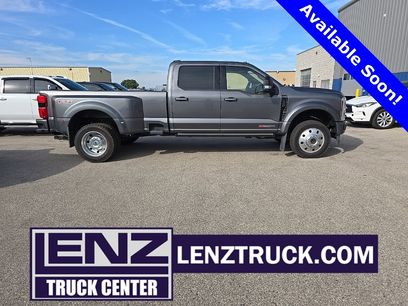 Used 2025 Ford F450 Platinum w/ FX4 Off-Road Package