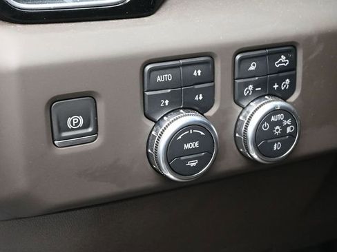 Used 2024 GMC Sierra 1500 Denali w/ Denali Reserve Package image 15