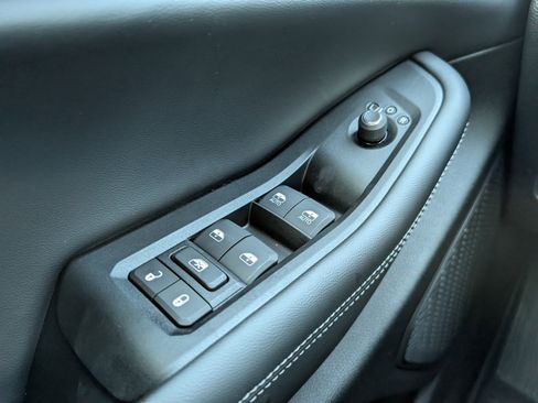 New 2026 Jeep Grand Cherokee Altitude AWD/4WD image 17