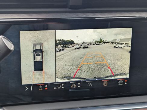 Used 2024 GMC Sierra 2500 Denali Ultimate AWD/4WD image 19