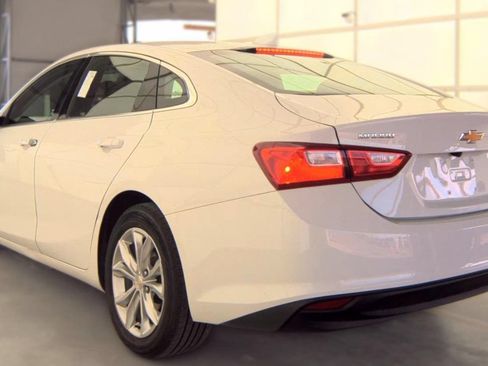 Used 2023 Chevrolet Malibu LT FWD image 5