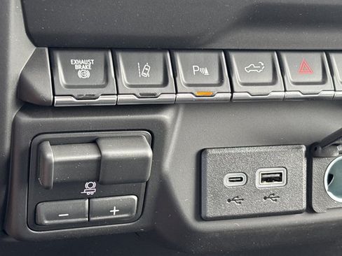 New 2026 Chevrolet Silverado 2500 Custom w/ Custom Value Package AWD/4WD image 36