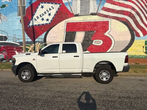 Used 2025 RAM 2500 Tradesman w/ Chrome Appearance Group AWD/4WD image 3