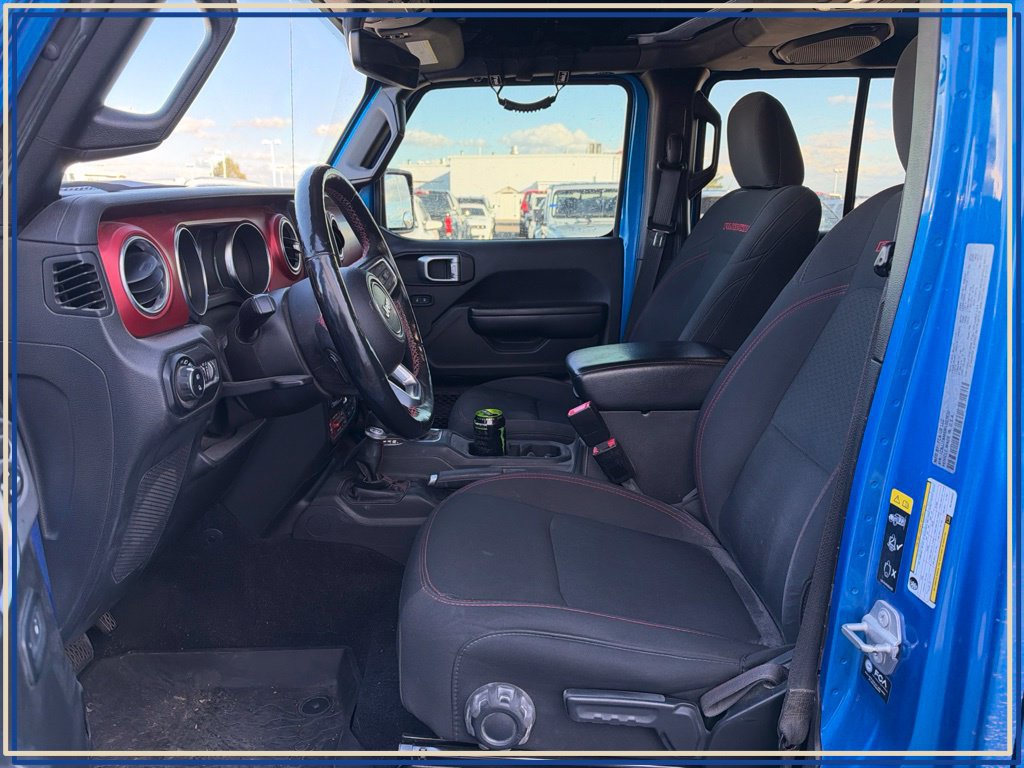 Used 2021 Jeep Gladiator Rubicon AWD/4WD image 2