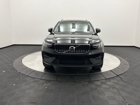 Certified 2023 Volvo XC40 B5 Plus w/ Protection Package Premier AWD/4WD image 2