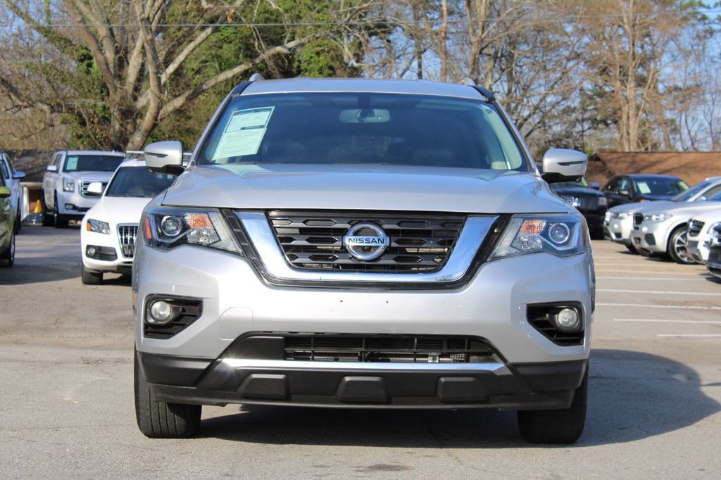 Used 2020 Nissan Pathfinder SL FWD image 2