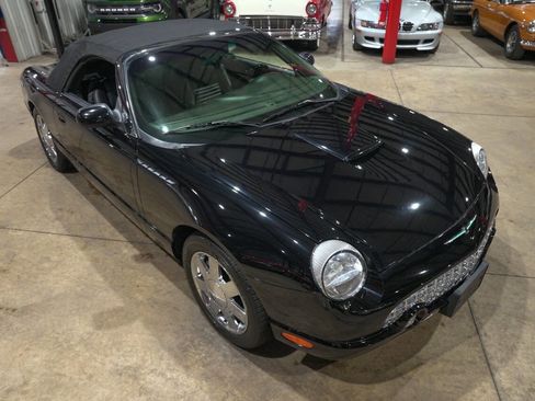 Used 2002 Ford Thunderbird Deluxe image 29