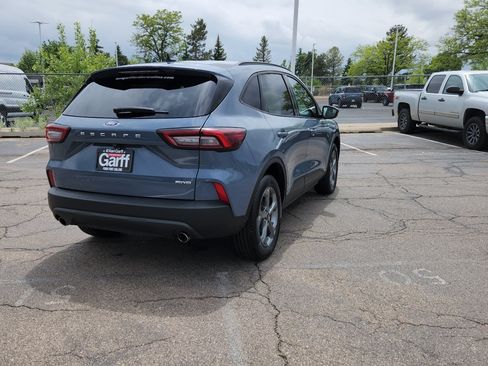 Certified 2025 Ford Escape ST-Line Select AWD/4WD image 12