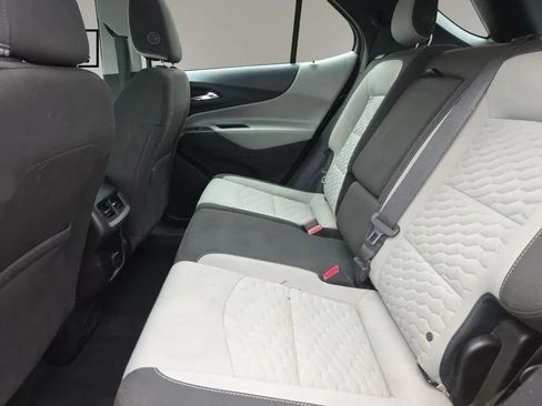 Used 2018 Chevrolet Equinox LS AWD/4WD image 10