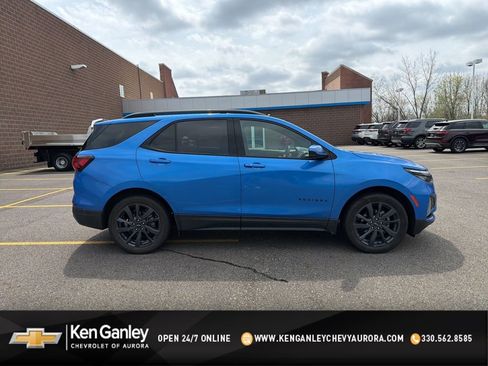 Used 2024 Chevrolet Equinox RS image 1