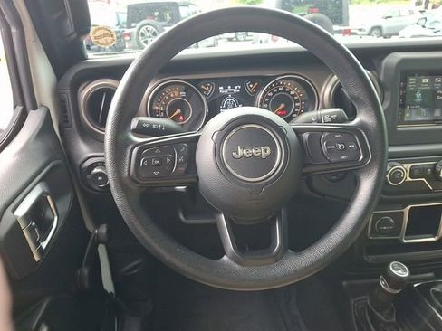 Used 2020 Jeep Wrangler Sport AWD/4WD image 20