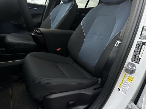 New 2026 Volvo EX30 Cross Country Ultra w/ Protection Package Premier AWD/4WD image 20