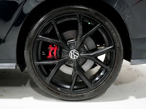 Used 2024 Volkswagen GTI Autobahn image 34
