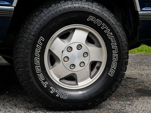 Used 1994 Chevrolet Blazer 4WD image 11