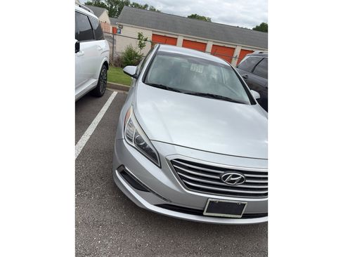 Used 2015 Hyundai Sonata SE FWD image 10