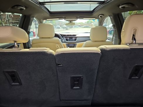 Used 2019 Cadillac XT5 Luxury FWD image 10
