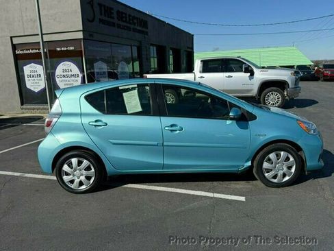 Used 2014 Toyota Prius C Two image 16