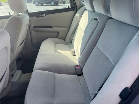 Used 2006 Chevrolet Impala LT w/ Preferred Equipment Group FWD image 7