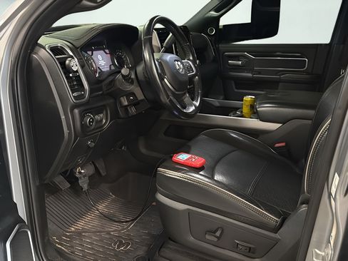 Used 2021 RAM 3500 Laramie AWD/4WD image 3
