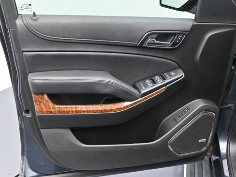 Used 2020 Chevrolet Tahoe Premier image 12