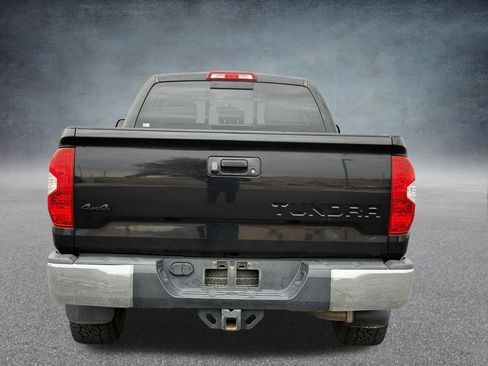 Used 2017 Toyota Tundra SR5 image 4