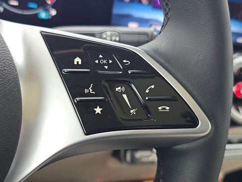 New 2026 Mercedes-Benz GLB 250 4MATIC image 19