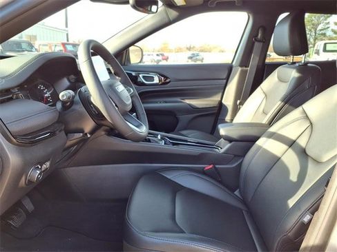 New 2026 Jeep Compass Limited image 13