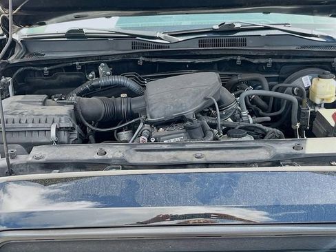 Used 2022 Toyota Tacoma SR w/ SR Convenience Package RWD image 27