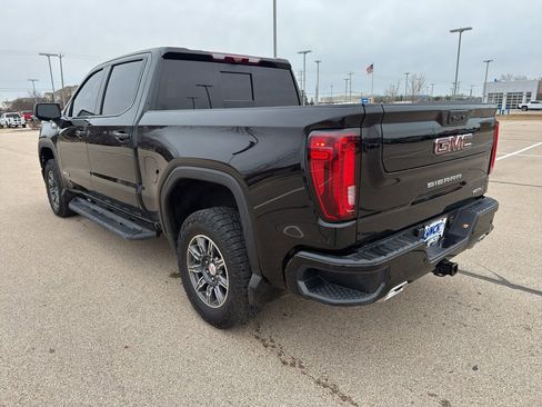 Used 2024 GMC Sierra 1500 AT4 w/ Technology Package image 3