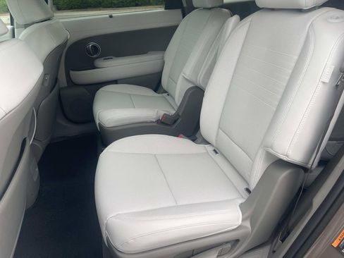 New 2026 Hyundai Palisade Limited FWD image 19