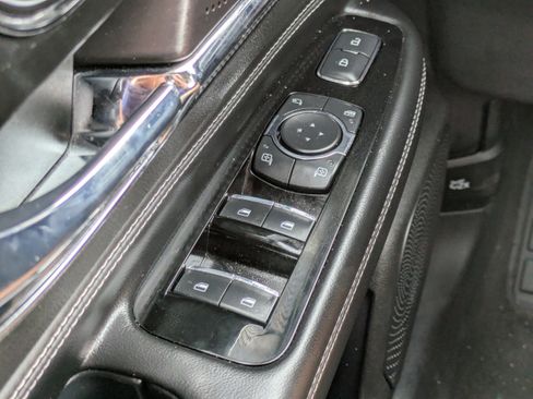 Used 2023 Lincoln Corsair Standard image 20