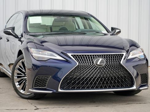 Used 2022 Lexus LS 500 image 4