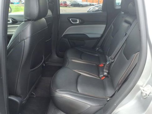 Used 2023 Jeep Compass Limited AWD/4WD image 13